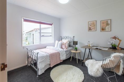 Photo of property in 9 Garland Drive, St Andrews, Hamilton, 3200