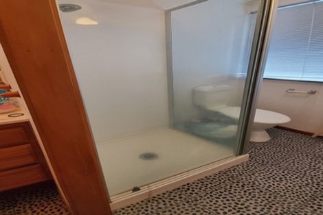 Photo of property in 34 Oliver Road, Eastern Beach, Auckland, 2012