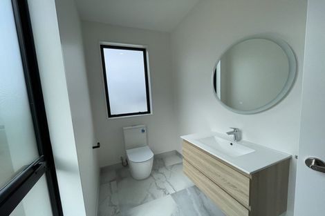 Photo of property in 5 Merton Avenue, Glenfield, Auckland, 0627