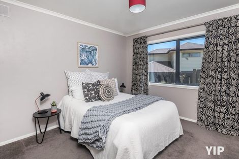 Photo of property in 4 Cresswell Place, Johnsonville, Wellington, 6037