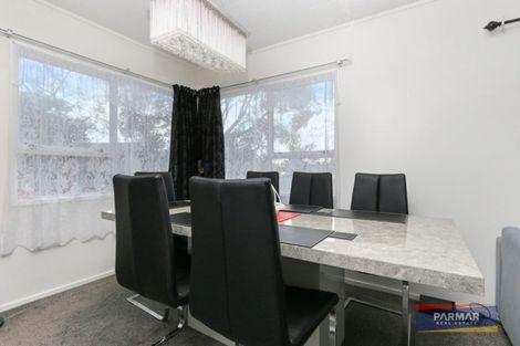 Photo of property in 64 Reynella Drive, Massey, Auckland, 0614