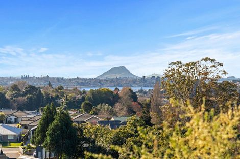 Photo of property in 33 Pinkerton Place, Ohauiti, Tauranga, 3112