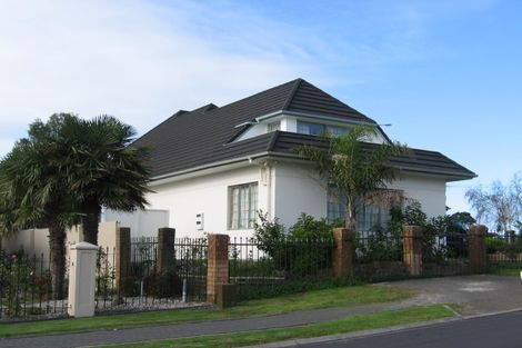 Photo of property in 1 Haven Crest, Somerville, Auckland, 2014
