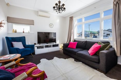 Photo of property in 12 Plunket Avenue, Petone, Lower Hutt, 5012