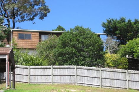 Photo of property in 14 Dianthus Place, Browns Bay, Auckland, 0630