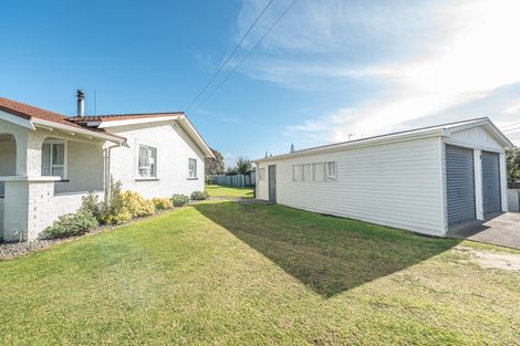 Photo of property in 16 Central Avenue, Gonville, Whanganui, 4501