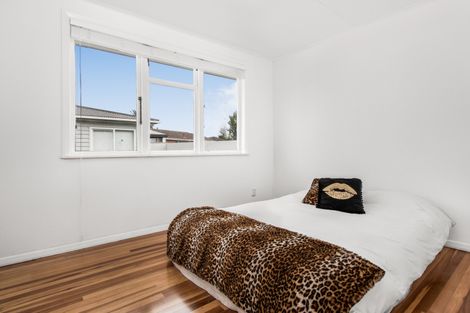 Photo of property in 11 Windrush Close, Mangere, Auckland, 2022