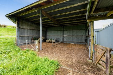 Photo of property in 32 Davis Road, Waiongana, Inglewood, 4389