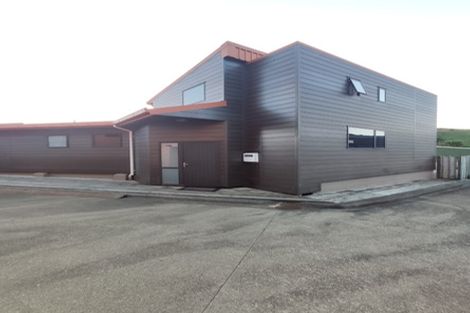 Photo of property in 14c Domanski Crescent, Owhiro Bay, Wellington, 6023