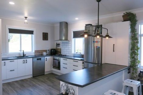 Photo of property in 21 West Road, Tokoroa, 3491