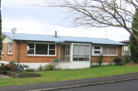 Photo of property in 3 Rothwell Street, Dinsdale, Hamilton, 3204