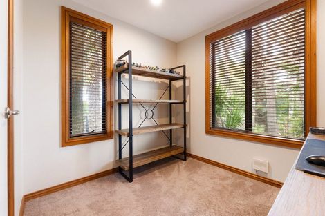 Photo of property in 2 La Cumbre Close, Bethlehem, Tauranga, 3110