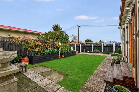 Photo of property in 1 French Street, Frankton, Hamilton, 3204