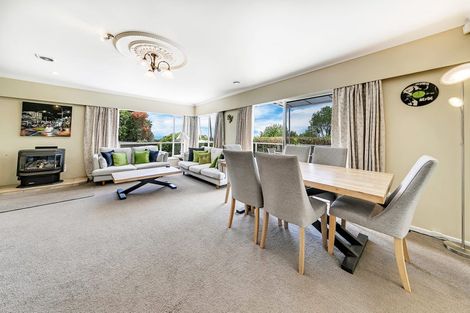 Photo of property in 92 Awanui Rise, Papakura, 2582