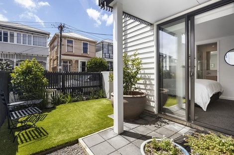 Photo of property in 4a Armour Avenue, Mount Victoria, Wellington, 6011