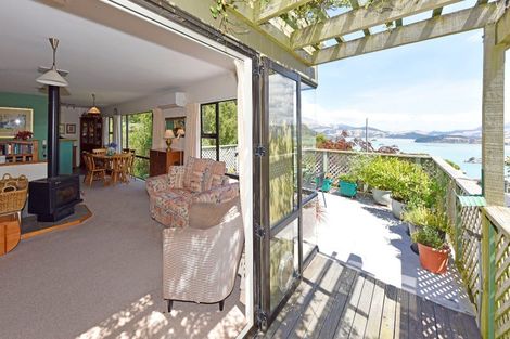 Photo of property in 1 Crossland Terrace, Lyttelton, 8082