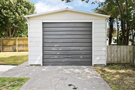 Photo of property in 11 Crawshaw Drive, Nawton, Hamilton, 3200