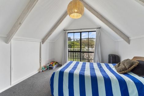 Photo of property in 62 Freemans Road, Otaki, 5512