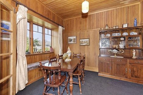 Photo of property in 69 Forest Lake Road, Forest Lake, Hamilton, 3200