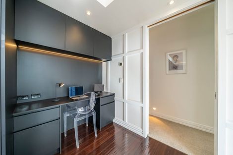 Photo of property in 5 Helm Place, Whitby, Porirua, 5024