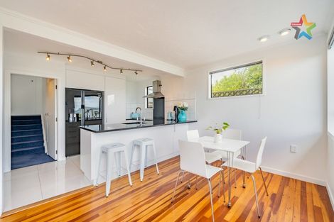 Photo of property in 15 City View Grove, Harbour View, Lower Hutt, 5010