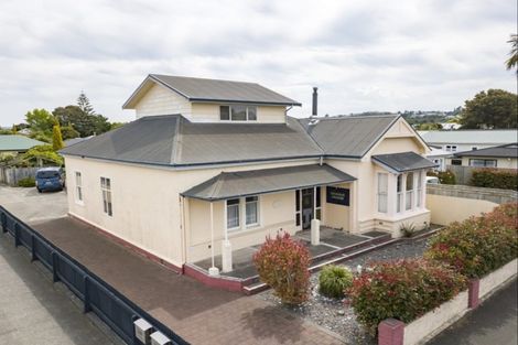 Photo of property in 85 Wellesley Road, Napier South, Napier, 4110