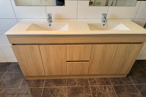 Photo of property in 3 Askerne Drive, Flat Bush, Auckland, 2016