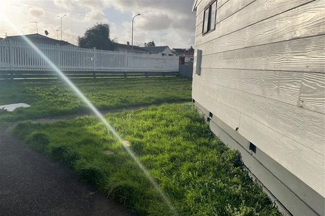 Photo of property in 76 Shifnal Drive, Randwick Park, Auckland, 2105