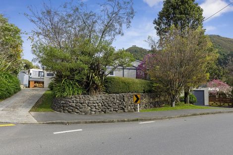 Photo of property in 9 Maymorn Road, Te Marua, Upper Hutt, 5018