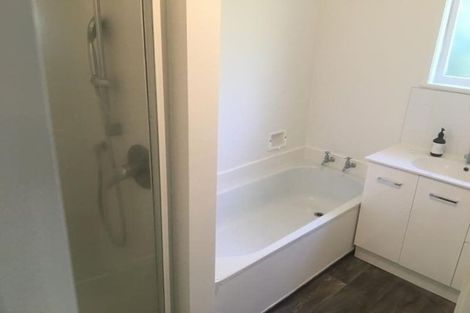 Photo of property in 147 Eskdale Road, Birkdale, Auckland, 0626