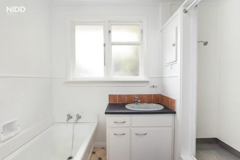 Photo of property in 222 Kenmure Road, Kenmure, Dunedin, 9011