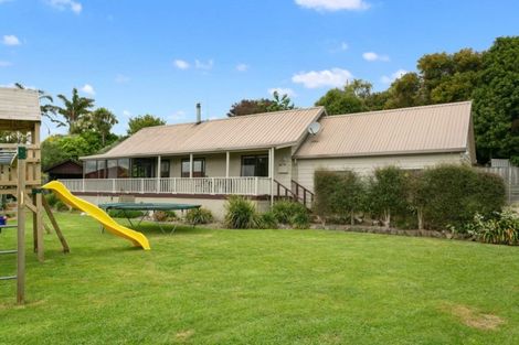 Photo of property in 28 Sheridan Crescent, Leamington, Cambridge, 3432