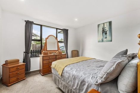 Photo of property in 1/4u Richard Street, Titahi Bay, Porirua, 5022
