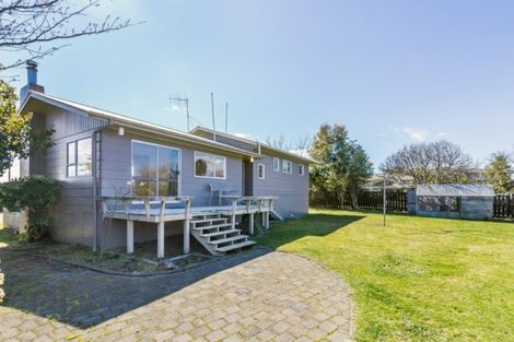 Photo of property in 14 Kempton Place, Richmond Heights, Taupo, 3330