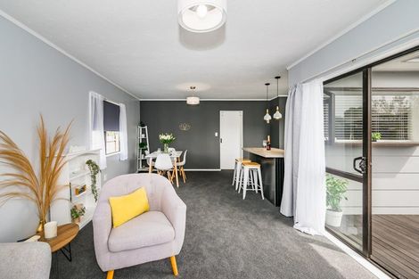 Photo of property in 8a Pukeko Street, Paraparaumu, 5032