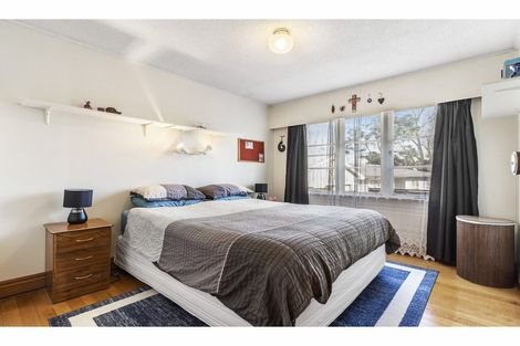 Photo of property in 10 Lloyd Avenue, Papatoetoe, Auckland, 2025