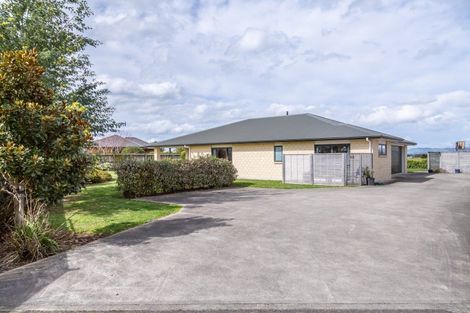 Photo of property in 12 Feist Street, Carterton, 5713