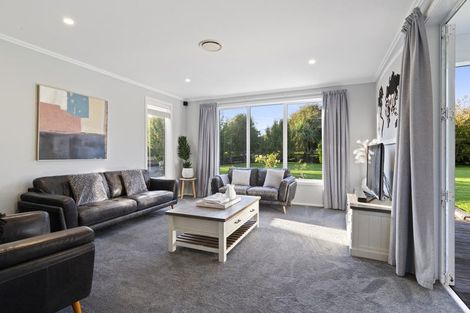Photo of property in 1557 Waiuku Road, Waiuku, 2681