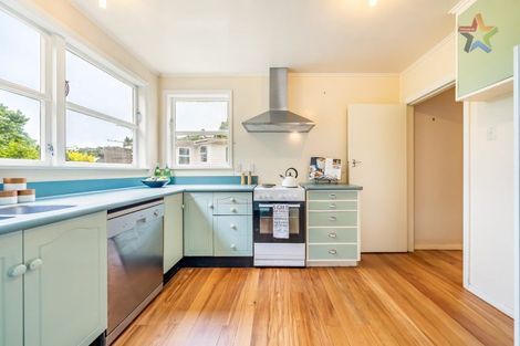 Photo of property in 33 Parnell Street, Fairfield, Lower Hutt, 5011