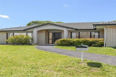 Photo of property in 11 Campile Close, East Tamaki, Auckland, 2016