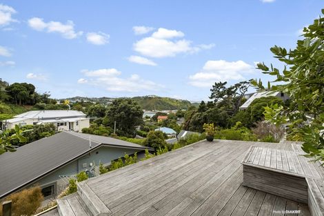 Photo of property in 5 Valley Street, Island Bay, Wellington, 6023