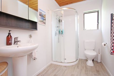 Photo of property in 107a Durrant Drive, Whangamata, 3620