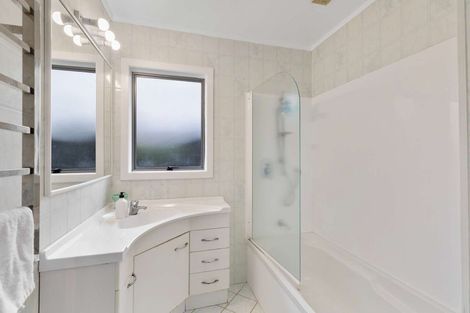 Photo of property in 23b Devon Street, Glenholme, Rotorua, 3010