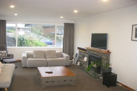 Photo of property in 17 Mascot Street, Tawa, Wellington, 5028