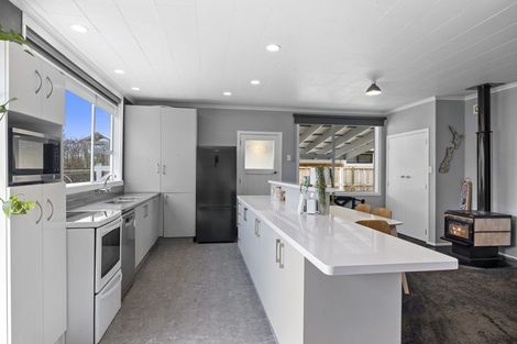 Photo of property in 535 Manutahi Road, Lepperton, New Plymouth, 4373