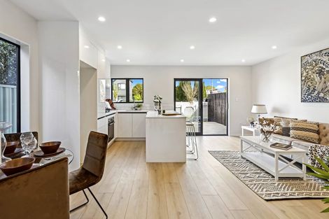 Photo of property in 647a Te Atatu Road, Te Atatu Peninsula, Auckland, 0610