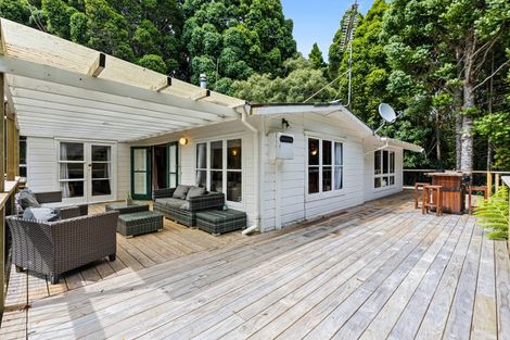Photo of property in 130 Opanuku Road, Henderson Valley, Auckland, 0612