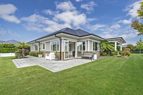 Photo of property in 12 Churchill Drive, Rangiora, 7400