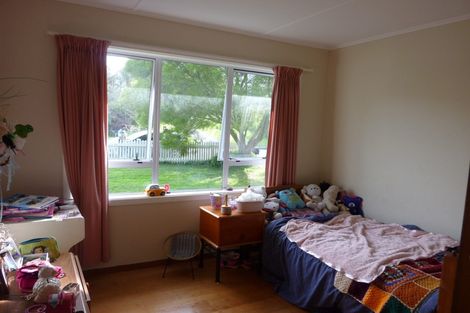 Photo of property in 22 Lingfield Street, Glenfield, Auckland, 0629