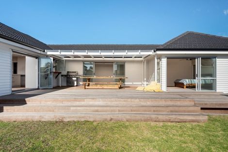 Photo of property in 126 Ranch Road, Mount Maunganui, 3116